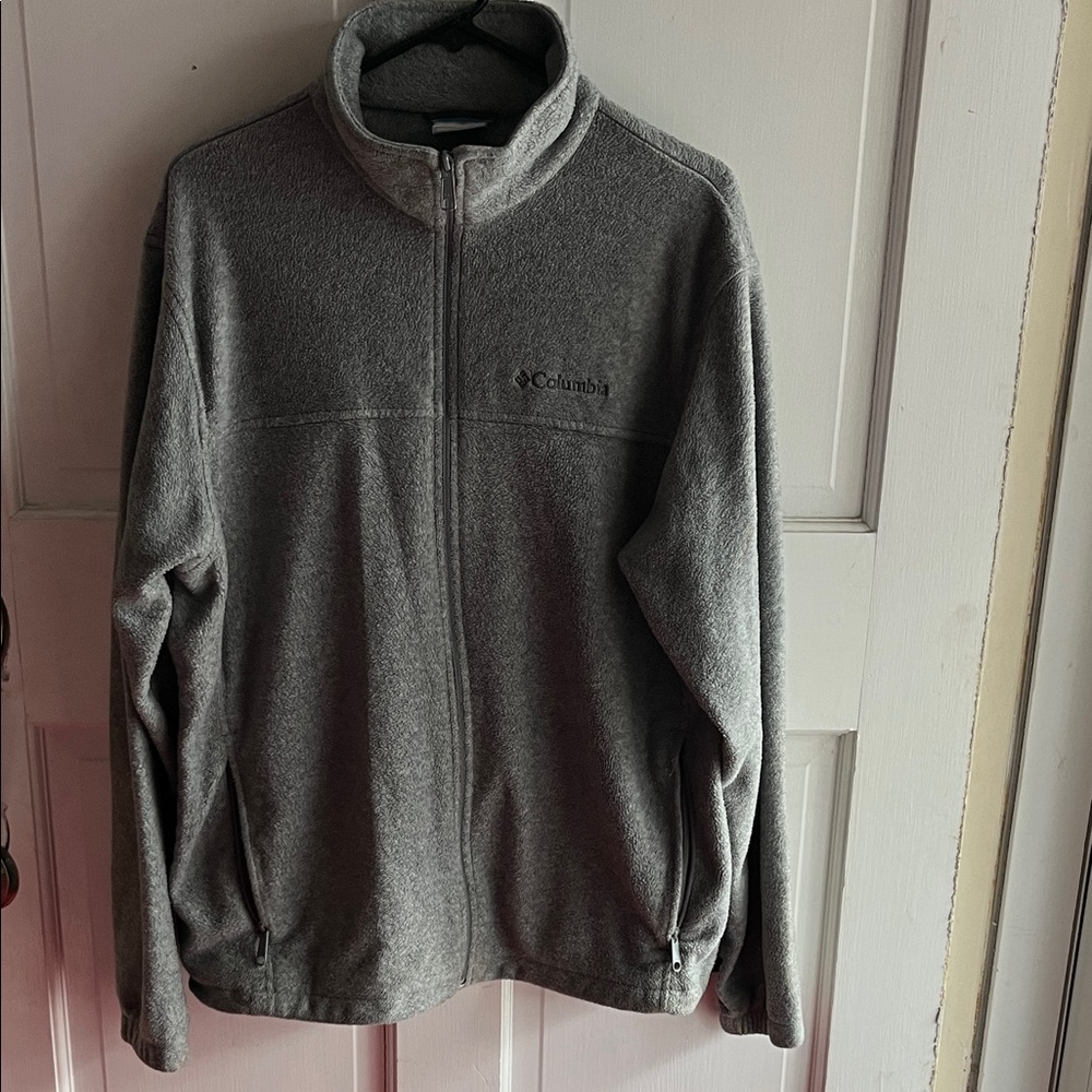 Columbia Men's Zip-Up Gray Sweater